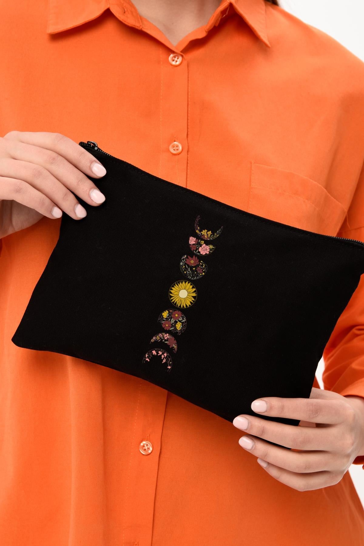 Clutch Yarım Ay Siyah Kanvas Makyaj Çantası