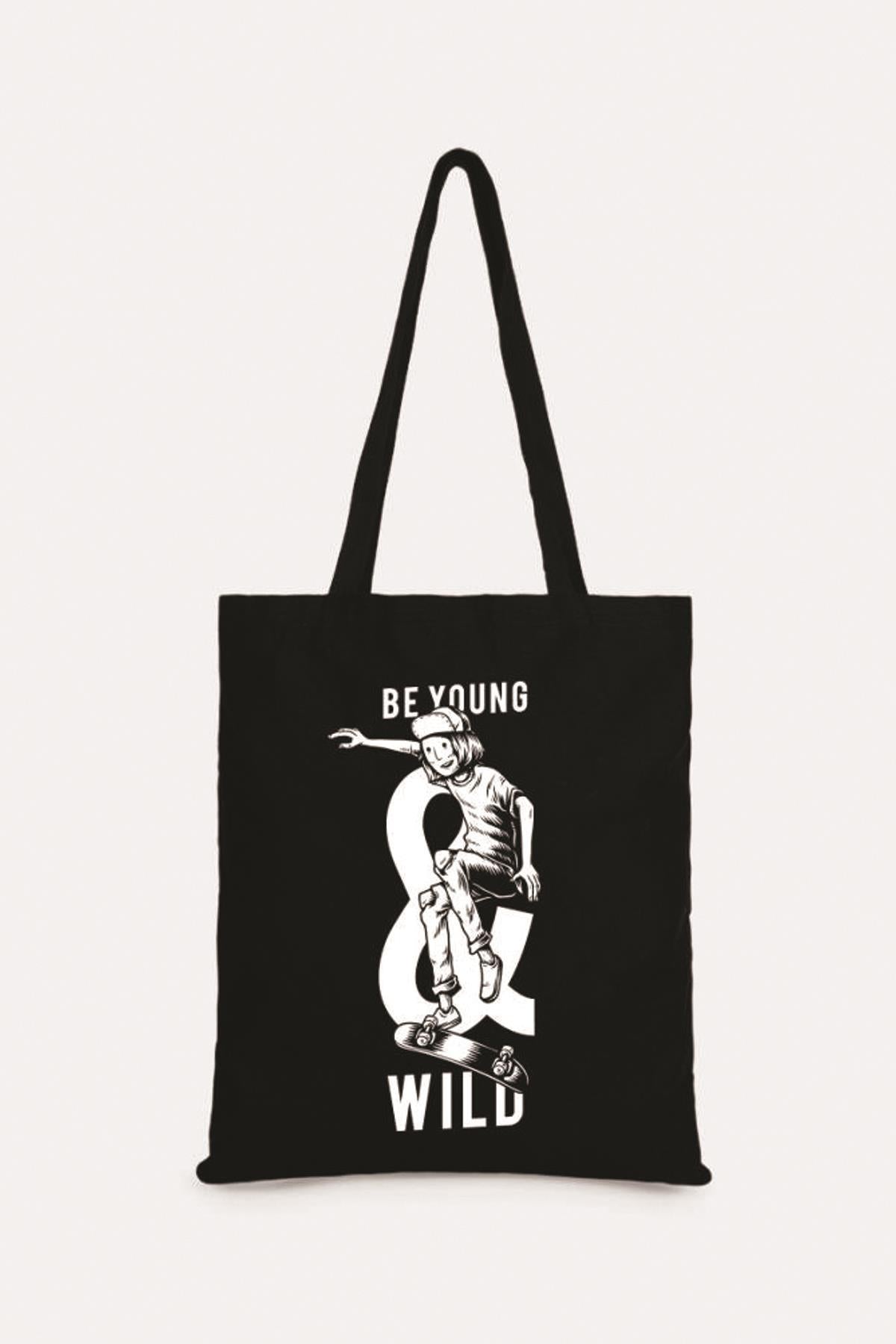 BE YOUNG AND WILD BASKILI SİYAH BEZ ÇANTA  (Tek Taraflı)