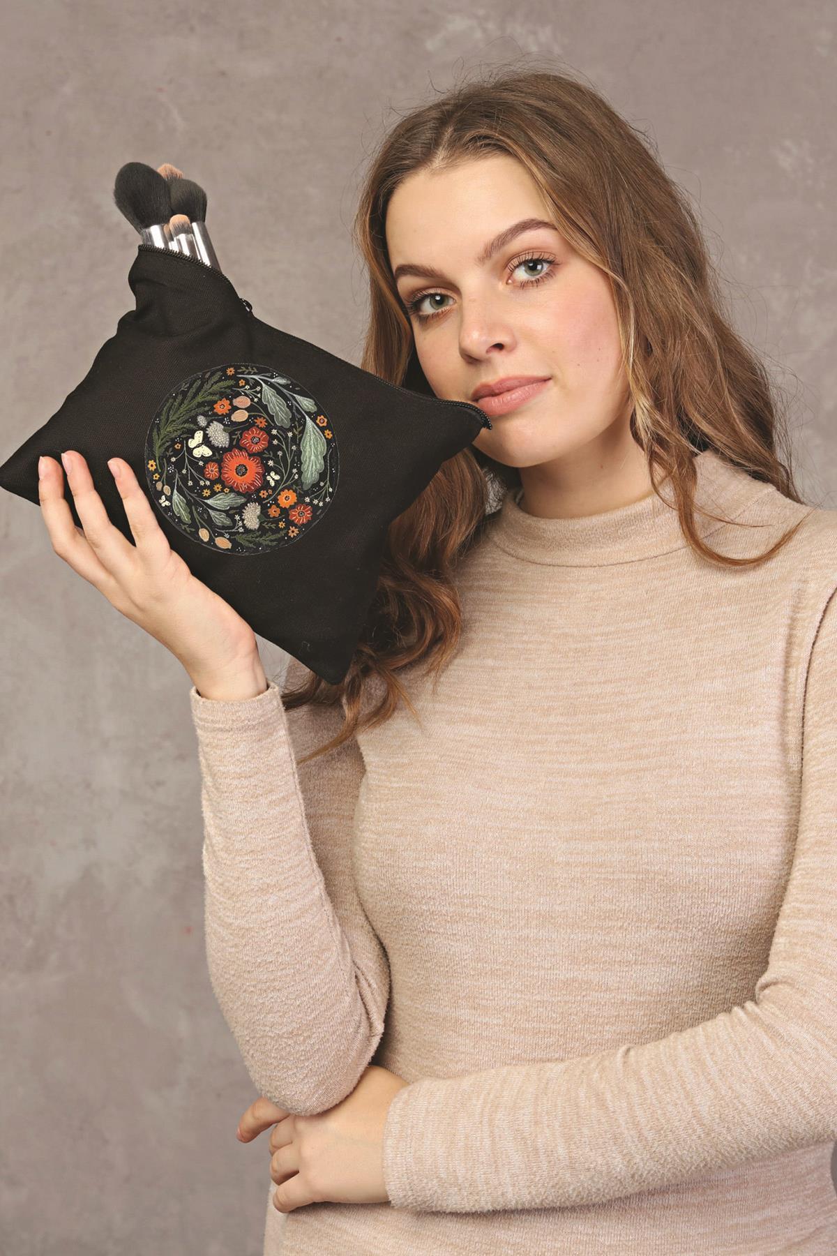 Clutch Çember Çiçek Siyah Kanvas Makyaj Çantası