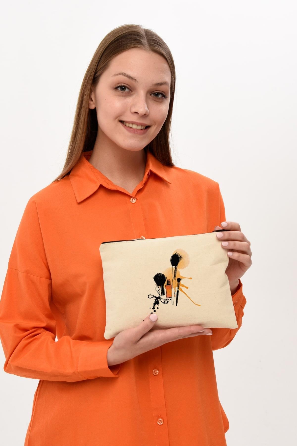 Clutch Fırça ve Ruj Baskılı Makyaj Çantası |  (25X17)