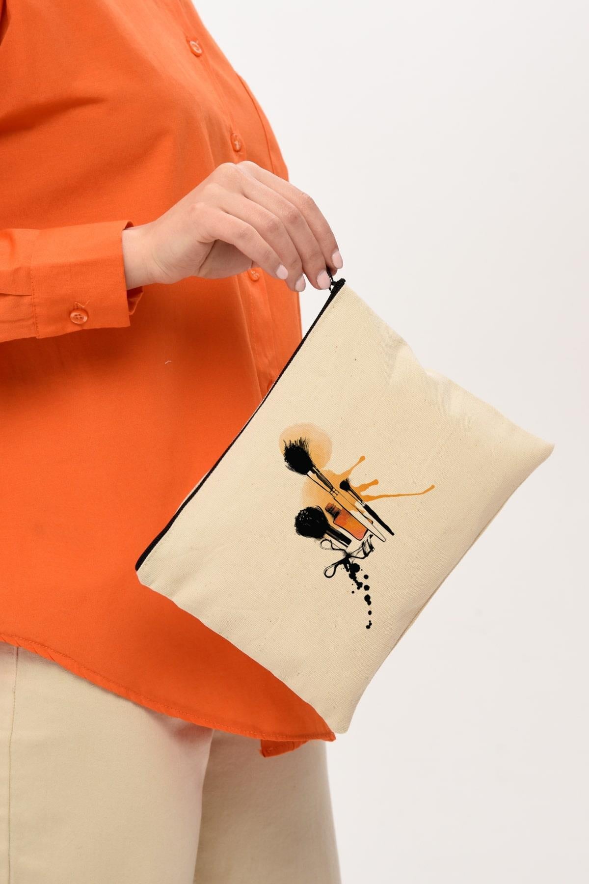 Clutch Fırça ve Ruj Baskılı Makyaj Çantası |  (25X17)