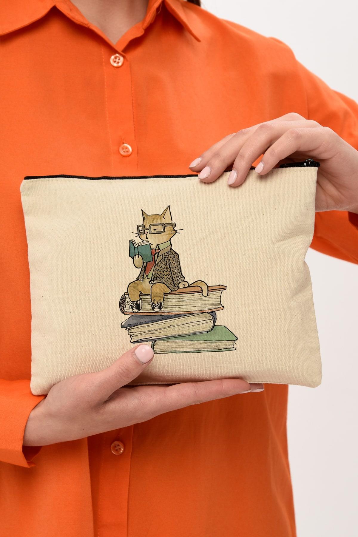 Clutch Kitap Okuyan Kedi Kanvas Makyaj Çantası