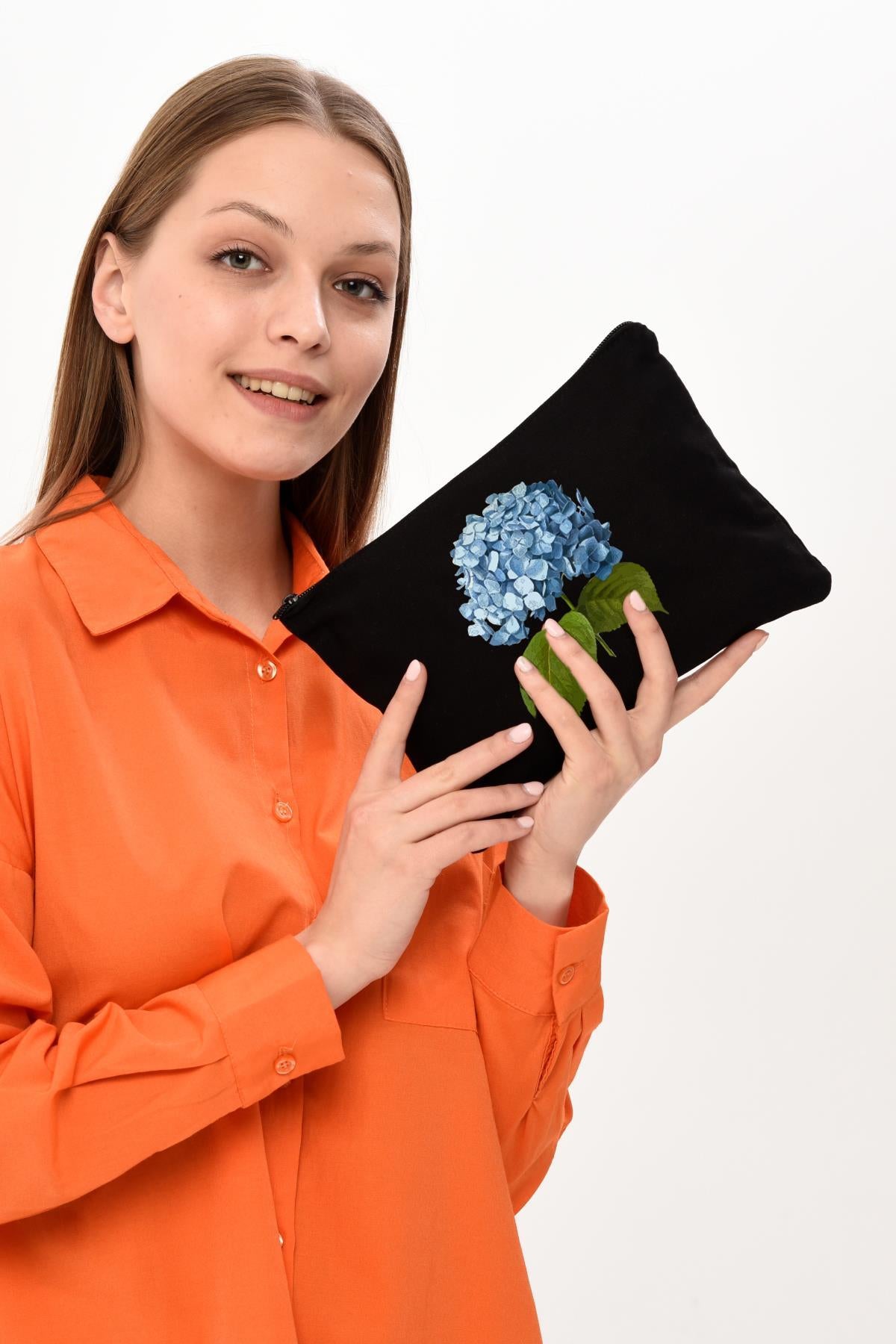 Clutch Mavi Çiçek Siyah Kanvas Makyaj Çantası