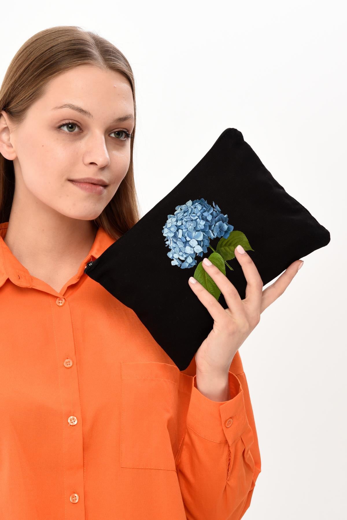 Clutch Mavi Çiçek Siyah Kanvas Makyaj Çantası