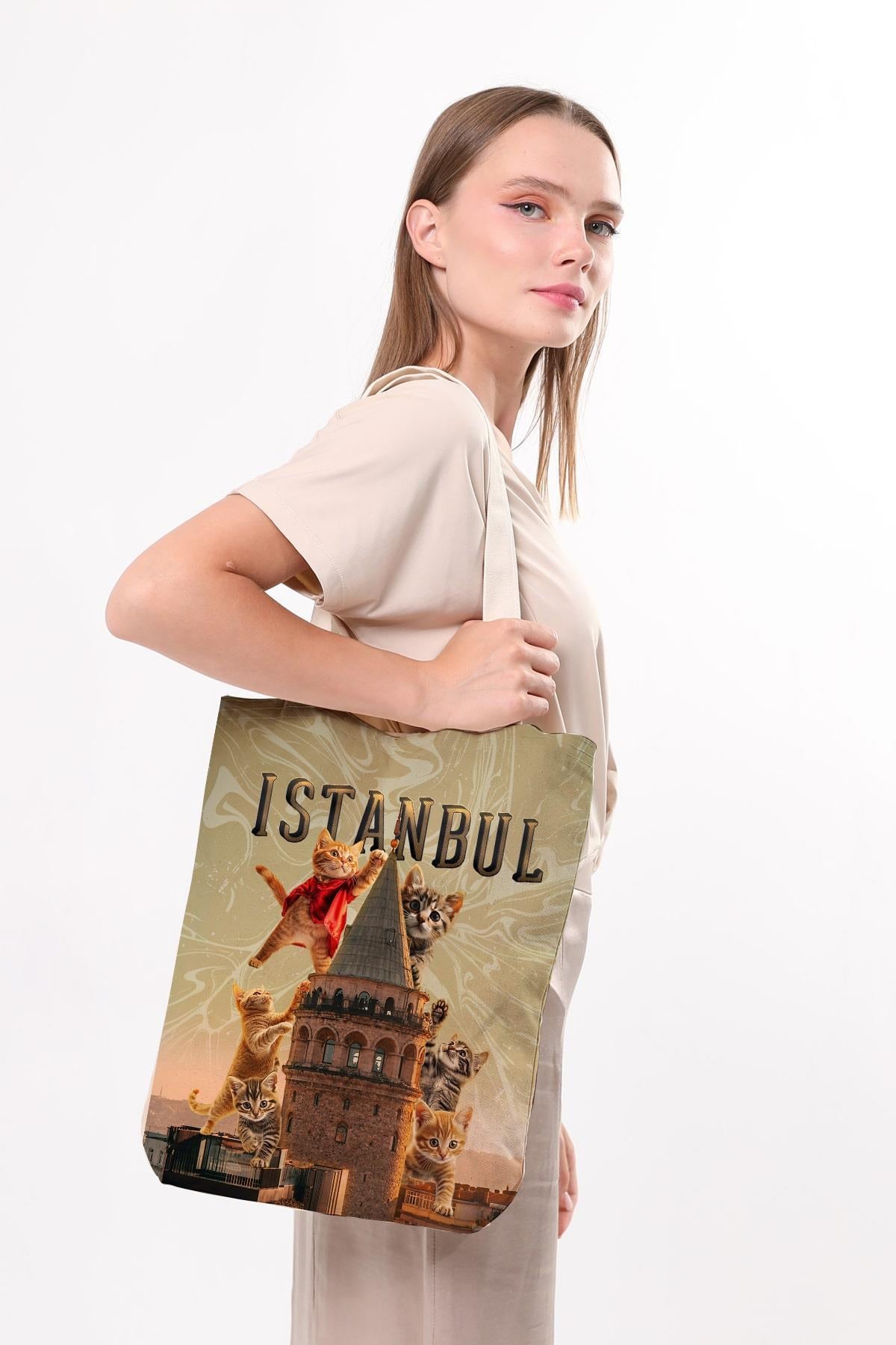 Kanvas Galata'da Süper Kediler Baskılı Bez Çanta