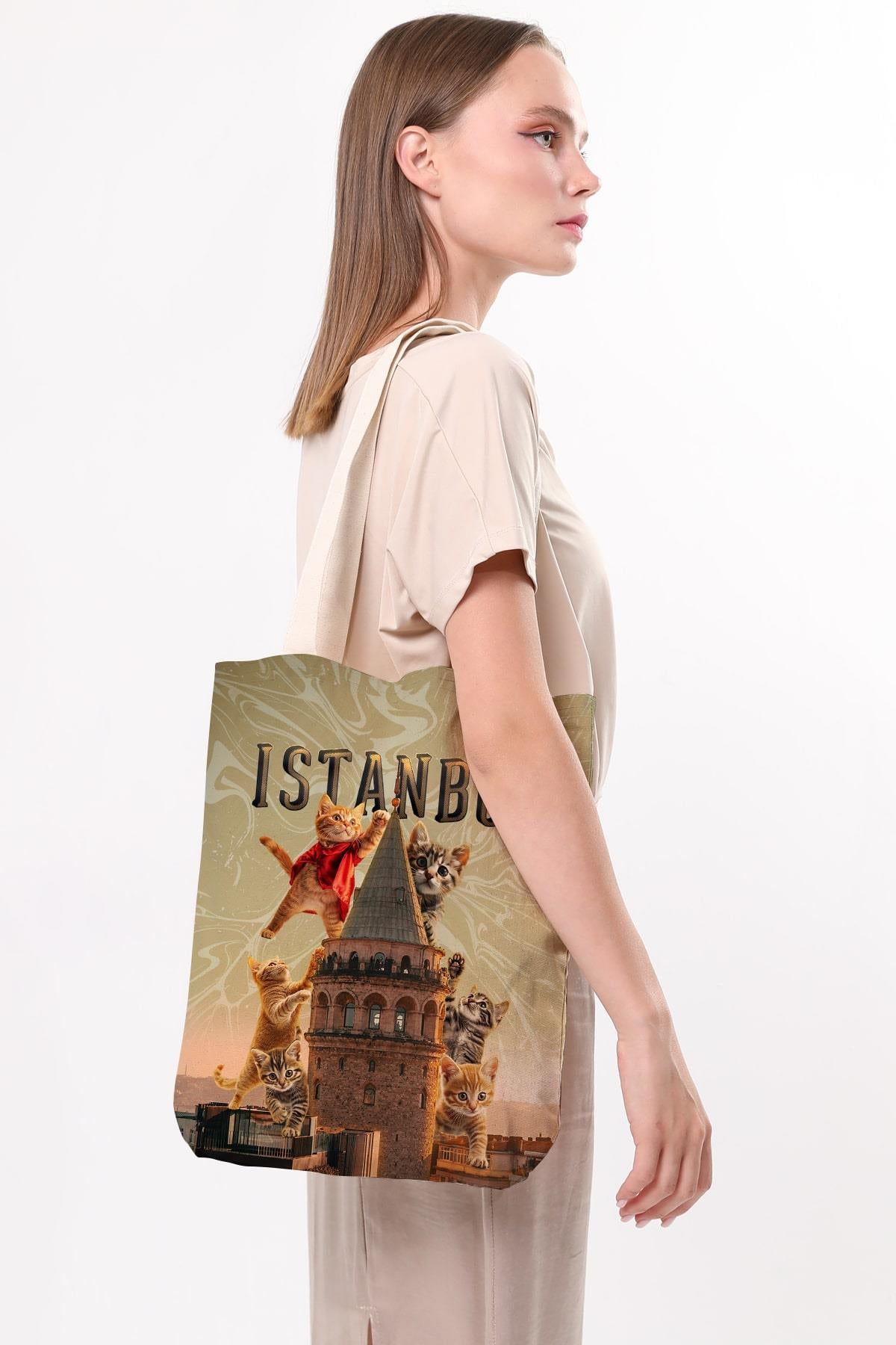 Kanvas Galata'da Süper Kediler Baskılı Bez Çanta