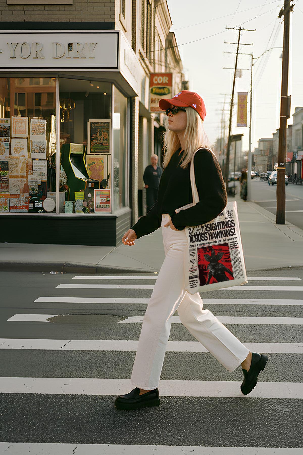 Strangr Thngs Temalı Kanvas Bez Omuz Çantası – 35x40 cm, 300 gr Kalın Kumaş, Özel Tasarım Tote Çanta
