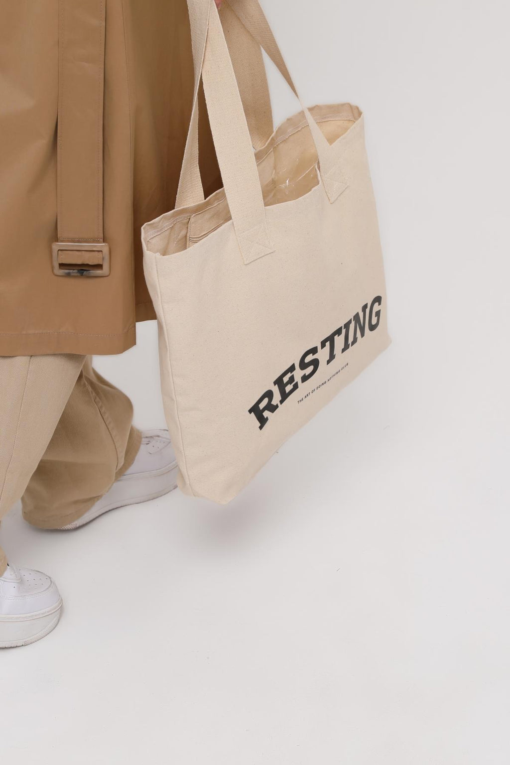 Resting Baskılı Yatay Kanvas Bez Çanta