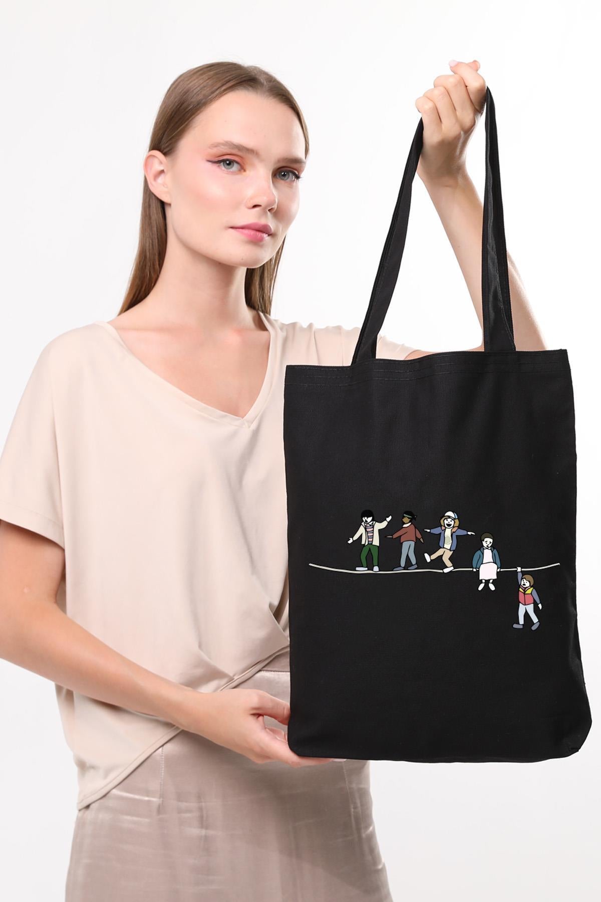 Siyah Kanvas Stranger Things Baskılı Çanta